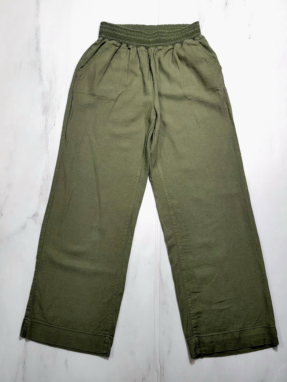BRIGGS Womens Size M Olive Green Smocked Elastic Waist Wide Leg Linen Pants